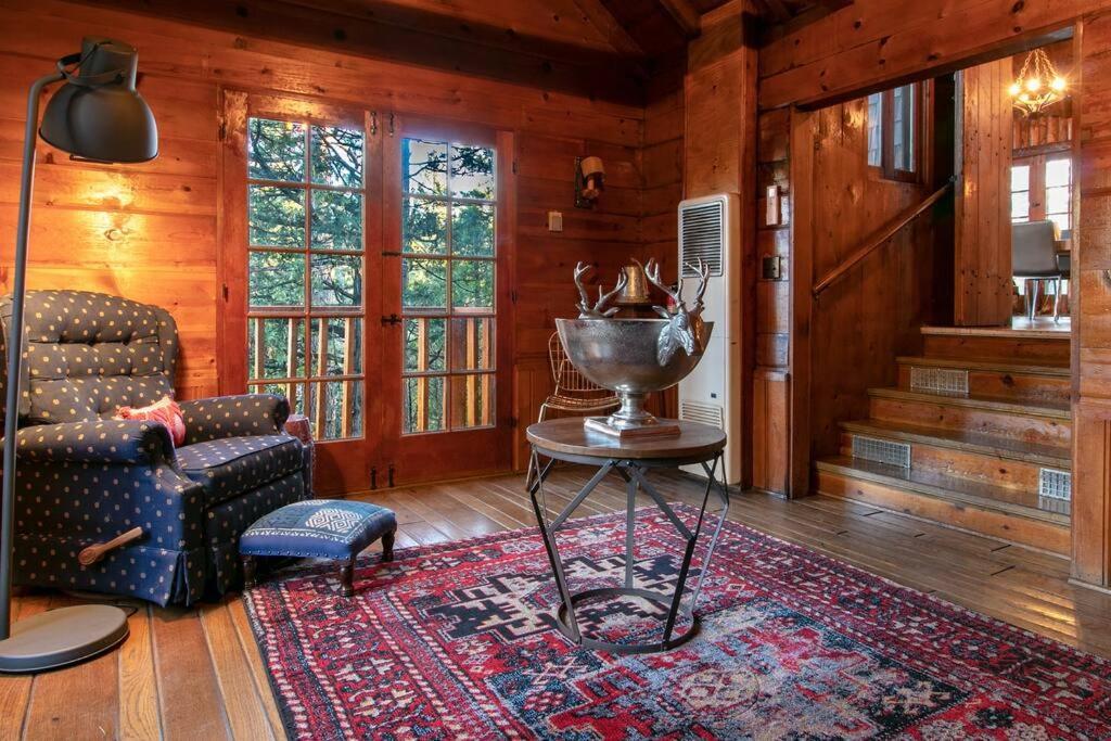 The Lodge At 11 Chimneys Idyllwild Extérieur photo