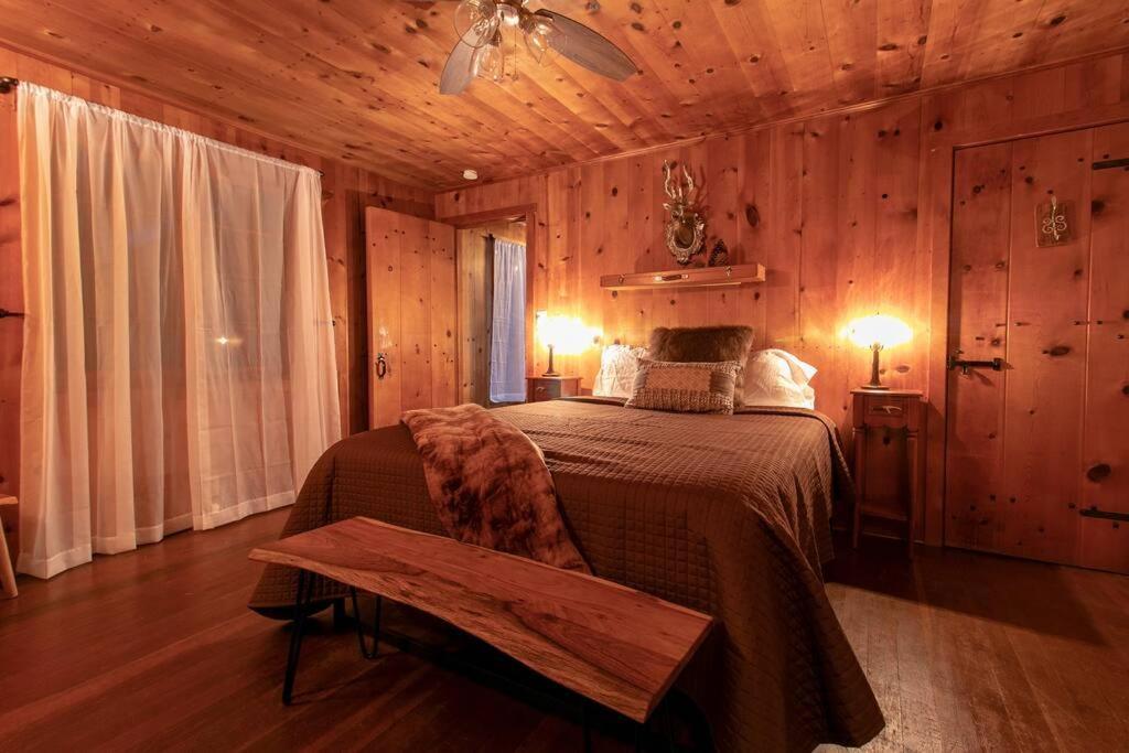 The Lodge At 11 Chimneys Idyllwild Extérieur photo