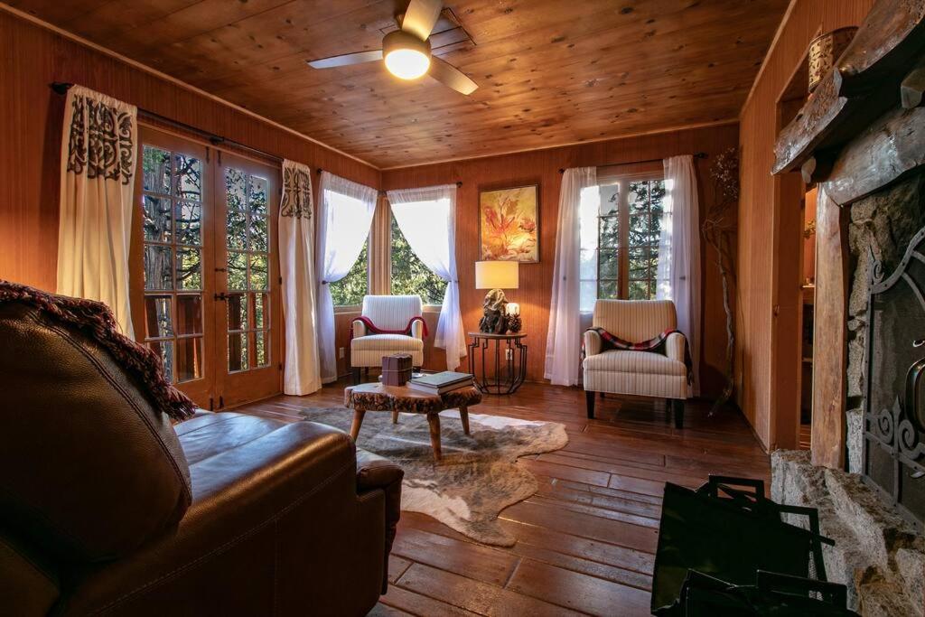The Lodge At 11 Chimneys Idyllwild Extérieur photo