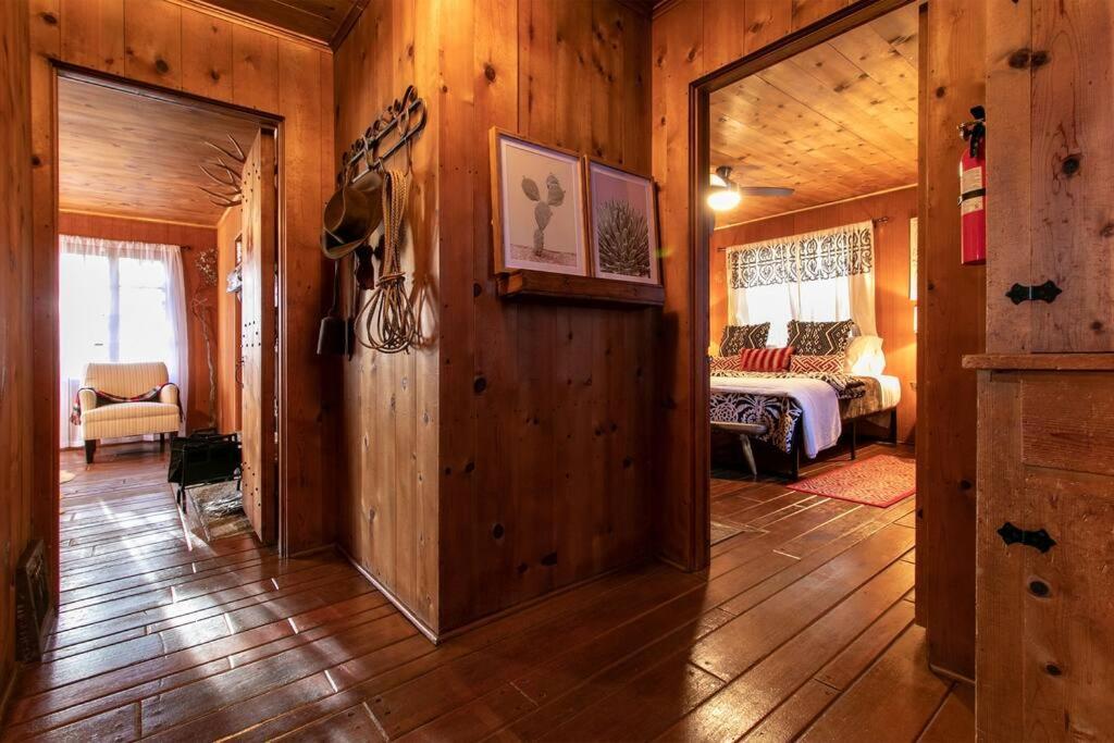 The Lodge At 11 Chimneys Idyllwild Extérieur photo
